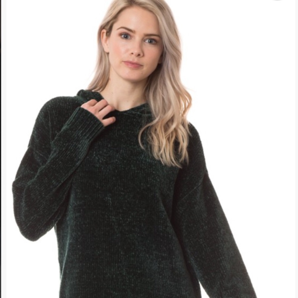 Rib knit sweater with hood